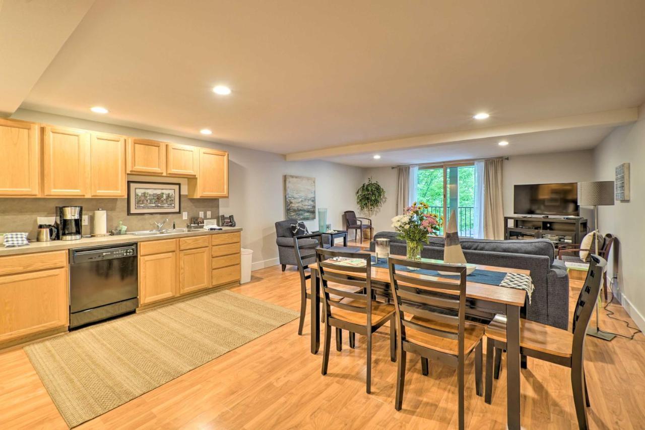 Cute Grand Haven Apartment Walk Downtown Streets! Exterior photo