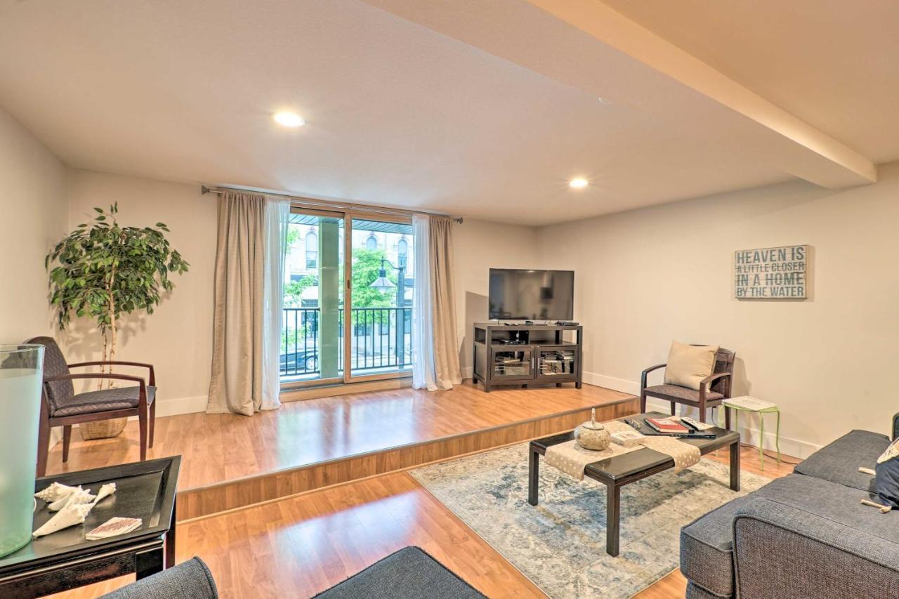 Cute Grand Haven Apartment Walk Downtown Streets! Exterior photo