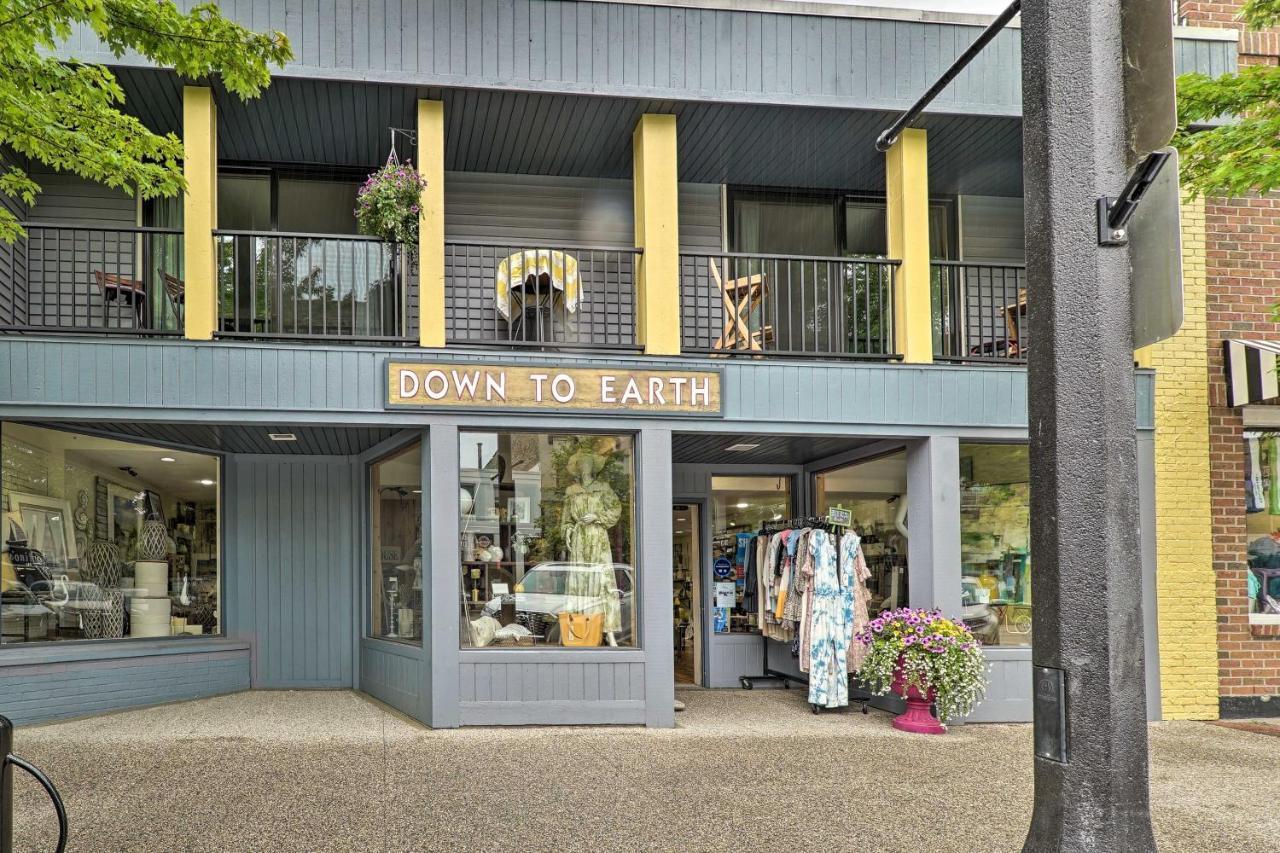 Cute Grand Haven Apartment Walk Downtown Streets! Exterior photo