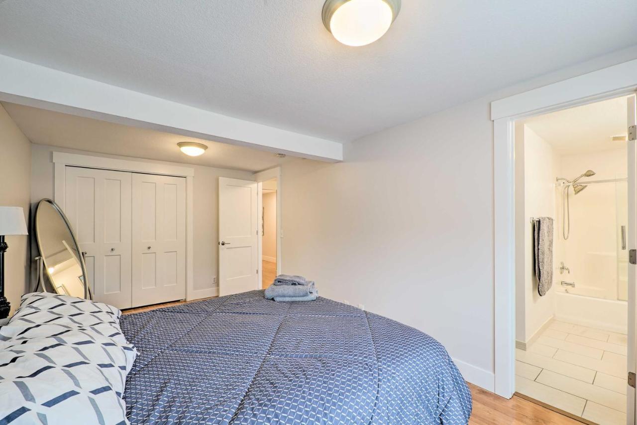 Cute Grand Haven Apartment Walk Downtown Streets! Exterior photo